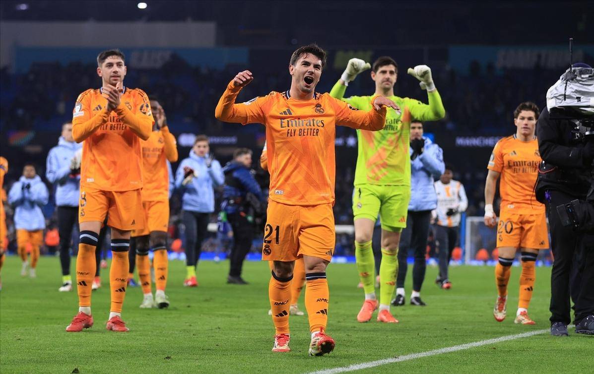 皇马主场大捷，球员赛后激动庆祝胜利，自己工具公司上海国内行业.的简单介绍