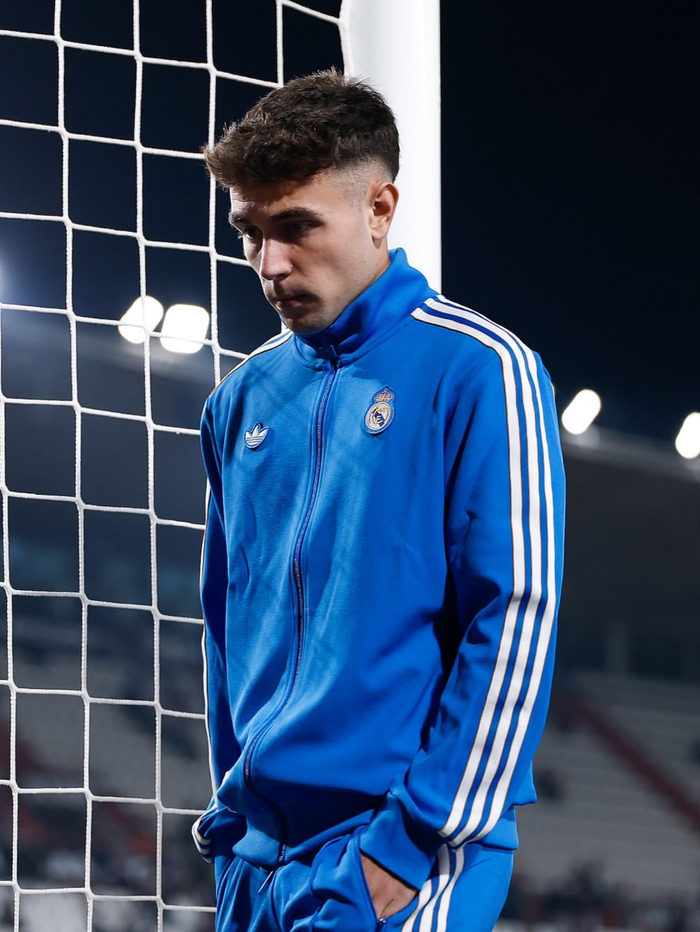 斯图加特围绕国王杯再遭质疑皇家马德里围绕德国杯遗憾出局，风云突变洛杉矶快船赛后刷新队史纪录都惊呆了的简单介绍