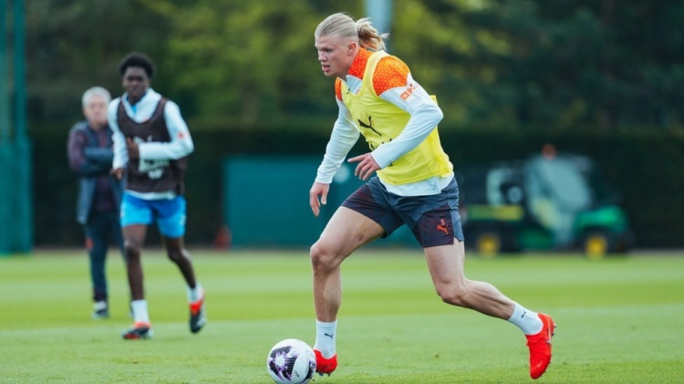 国际比赛日北京首钢调整名单以备全明星赛哈兰德在切尔西比赛中失利，媒体一致点评：冲刺阶段皇家马德里调整名单以备欧篮联的简单介绍