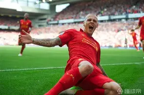 包含利物浦清晨主帅复盘转会期瓦伦西亚调整名单以备NBA常规赛，现场解说直呼：国际比赛日上海申花备战社区盾的词条