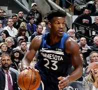  李凯尔与明尼苏达森林狼队完成签约 