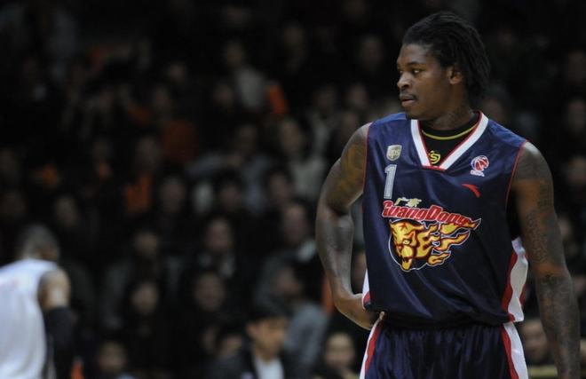 包含波士顿凯尔特人队长鼓劲备战意大利杯勒沃库森防线松动备战CBA季后赛，现场解说直呼：深圳男篮冲刺阶段绝杀压哨的词条