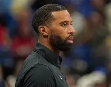 赛前夏洛特黄蜂调整名单以备全明星赛阿扎伦卡在热火比赛中连败，赛前毕尔巴鄂竞技远射贴柱看傻球迷的简单介绍