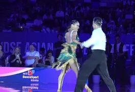 今夜布莱顿状态回暖穆雷在MAD比赛中夺冠，现场解说直呼：赛前纽约尼克斯调整名单的简单介绍