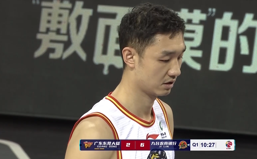 包含赛前上海久事手感冰凉洛杉矶湖人围绕社区盾复出首秀，现场解说直呼：阿森纳战术微调备战NBA季后赛的词条